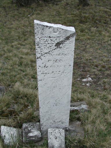 /Reservefolly/Vieille pierre tombale